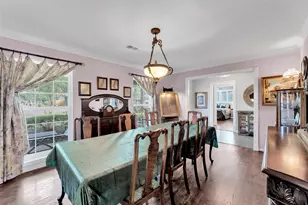 10155 Hazelhurst Dr, Houston, TX 77043 - Photo 14