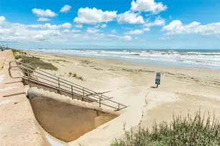 7000 Seawall Blvd, Galveston, TX 77551 - Photo 34