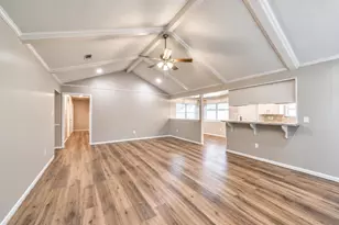 24615 Shellbrook Dr, Houston, TX 77336 - Photo 10