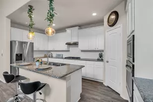 4608 Mustang Run Dr, Rosenberg, TX 77469 - Photo 8