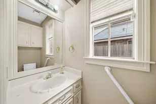 15 Hilshire Grove Ln, Houston, TX 77055 - Photo 24