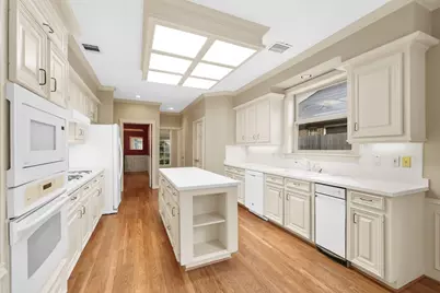 15 Hilshire Grove Lane, Houston, TX 77055 - Photo 22