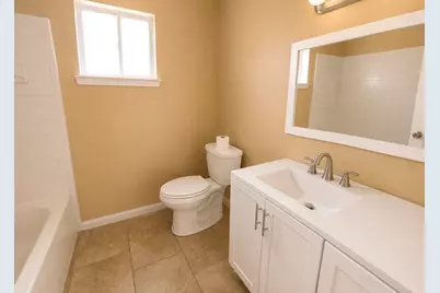8410 Garden Parks Drive, Houston, TX 77075 - Photo 6