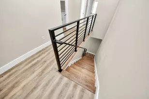 127 E 38th St, Houston, TX 77018 - Photo 24