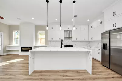 127 E 38th Street, Houston, TX 77018 - Photo 12