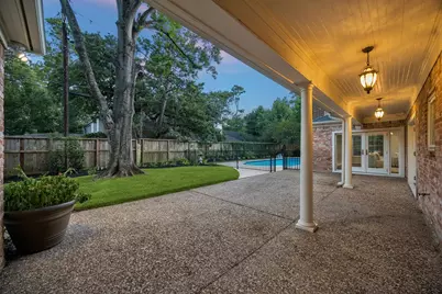 11903 Stoney Ridge Lane, Houston, TX 77024 - Photo 38