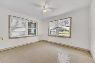 3103 Avenue H, Dickinson, TX 77539 - Photo 16