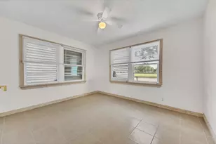 3103 Ave H, Dickinson, TX 77539 - Photo 16