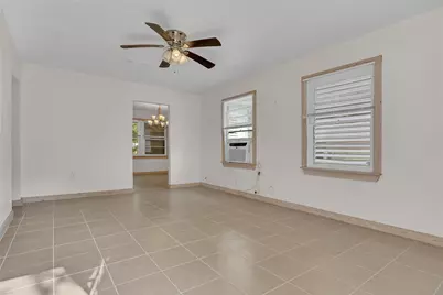 3103 Avenue H, Dickinson, TX 77539 - Photo 6