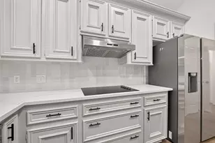 4415 Country Club View, Baytown, TX 77521 - Photo 24