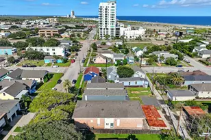 711 Ball St, Galveston, TX 77550 - Photo 28