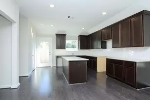 204 Laura Leigh Ln, Angleton, TX 77515 - Photo 14