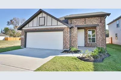 204 Laura Leigh Lane, Angleton, TX 77515 - Photo 2