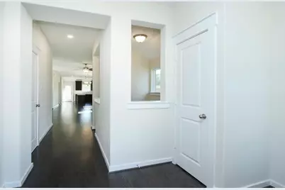 204 Laura Leigh Lane, Angleton, TX 77515 - Photo 6