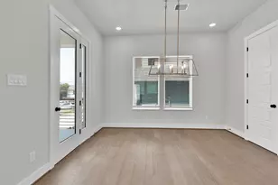 806 Fisher St, Houston, TX 77018 - Photo 8