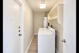 2114 S Yorktown Ct S, League City, TX 77573 - Photo 8