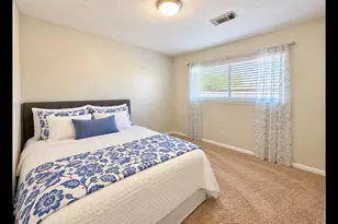 2114 S Yorktown Ct S, League City, TX 77573 - Photo 14