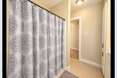 2114 S Yorktown Court S, League City, TX 77573 - Photo 16