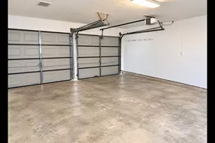 2114 S Yorktown Ct S, League City, TX 77573 - Photo 22