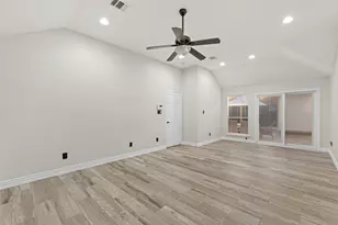 30 Crestview Trail, Houston, TX 77082 - Photo 14