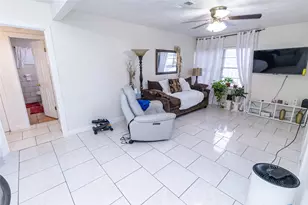 13347 Indianapolis St, Houston, TX 77015 - Photo 6