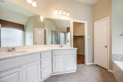 13604 Rainwater Drive, Pearland, TX 77584 - Photo 24