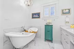 1202 Walton St, Houston, TX 77009 - Photo 14