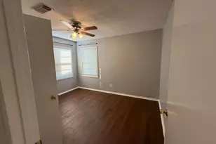 3718 Penwood Way, Houston, TX 77023 - Photo 6