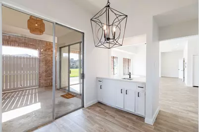 20 Charleston Street N, Sugar Land, TX 77478 - Photo 2