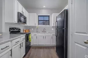 6710 Babcock Rd, San Antonio, TX 78249 - Photo 4