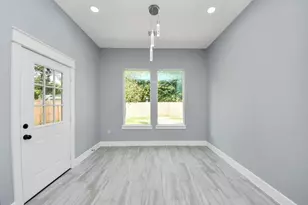 406 S Iowa St, La Porte, TX 77571 - Photo 22