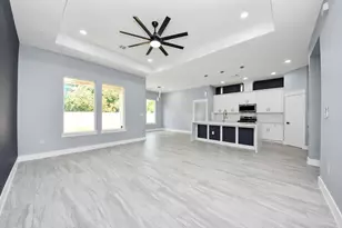 406 S Iowa St, La Porte, TX 77571 - Photo 14