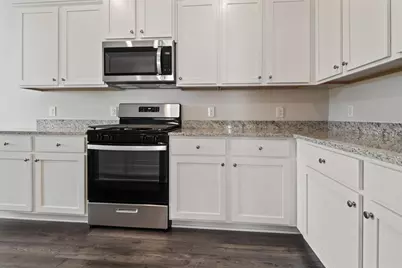 15802 Berry Hill Drive, Conroe, TX 77303 - Photo 8