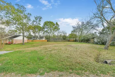 203 Shady Nook Lane, Friendswood, TX 77546 - Photo 4