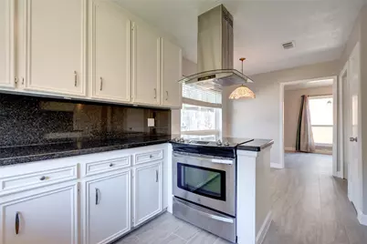 2006 Gray Falls Drive, Houston, TX 77077 - Photo 14