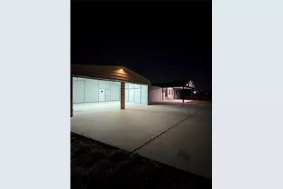 2426 N Battlebell Road, Highlands, TX 77562 - Photo 10