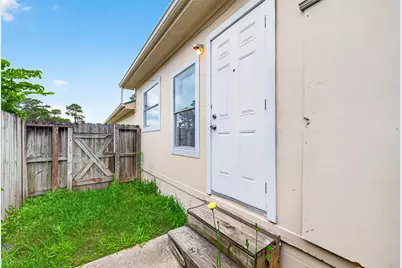 11918 Greensbrook Forest Drive, Houston, TX 77044 - Photo 34