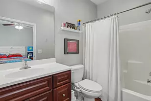 710 35th St, Galveston, TX 77550 - Photo 12