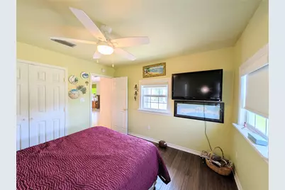 942 Surfview, Crystal Beach, TX 77650 - Photo 24