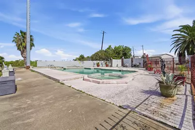 1500 Blue Water Drive, Freeport, TX 77541 - Photo 20