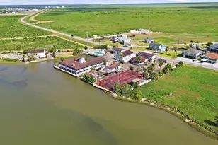 1500 Blue Water Dr, Freeport, TX 77541 - Photo 6
