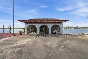1500 Blue Water Dr, Freeport, TX 77541 - Photo 14