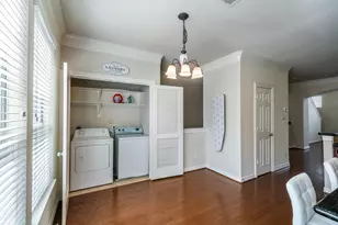 3210 Clearview Cir, Houston, TX 77025 - Photo 18
