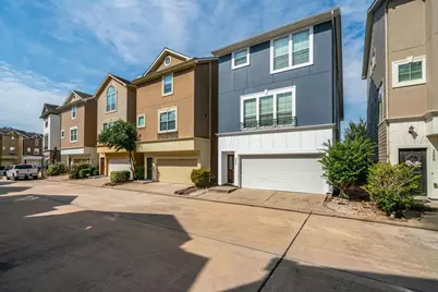 3210 Clearview Circle, Houston, TX 77025 - Photo 4