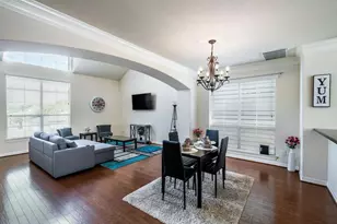 3210 Clearview Cir, Houston, TX 77025 - Photo 2