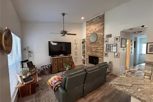 30 Oak Villa Rd, Canyon Lake, TX 78133 - Photo 4