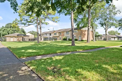 3836 Laura Leigh Drive, Friendswood, TX 77546 - Photo 1