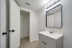 411 Ave A, La Marque, TX 77568 - Photo 4