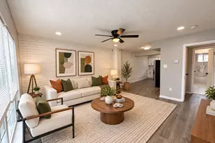 9711 Linkmeadow Ln, Houston, TX 77025 - Photo 2