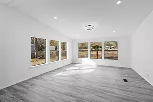 11759 W Hollyhill Dr, Plantersville, TX 77363 - Photo 12